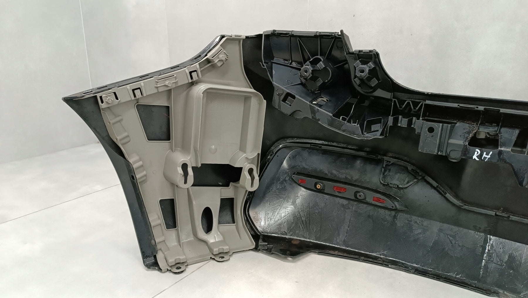 Rear Bumper for BMW 1 Series F20 F21 M-Package Facelift 15-18 / + Glides