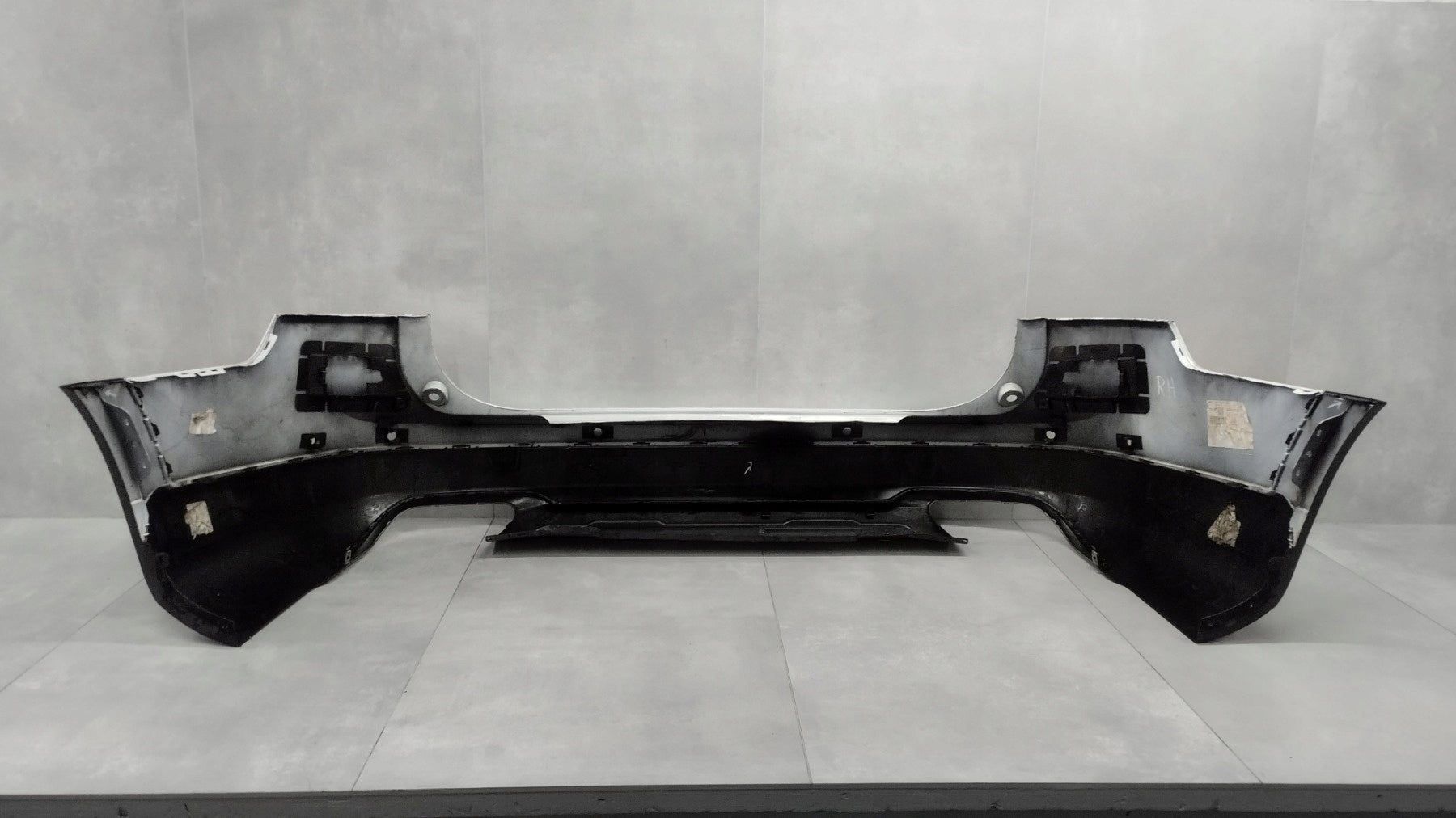 Rear Bumper Volvo V90 Cross Country 17-20