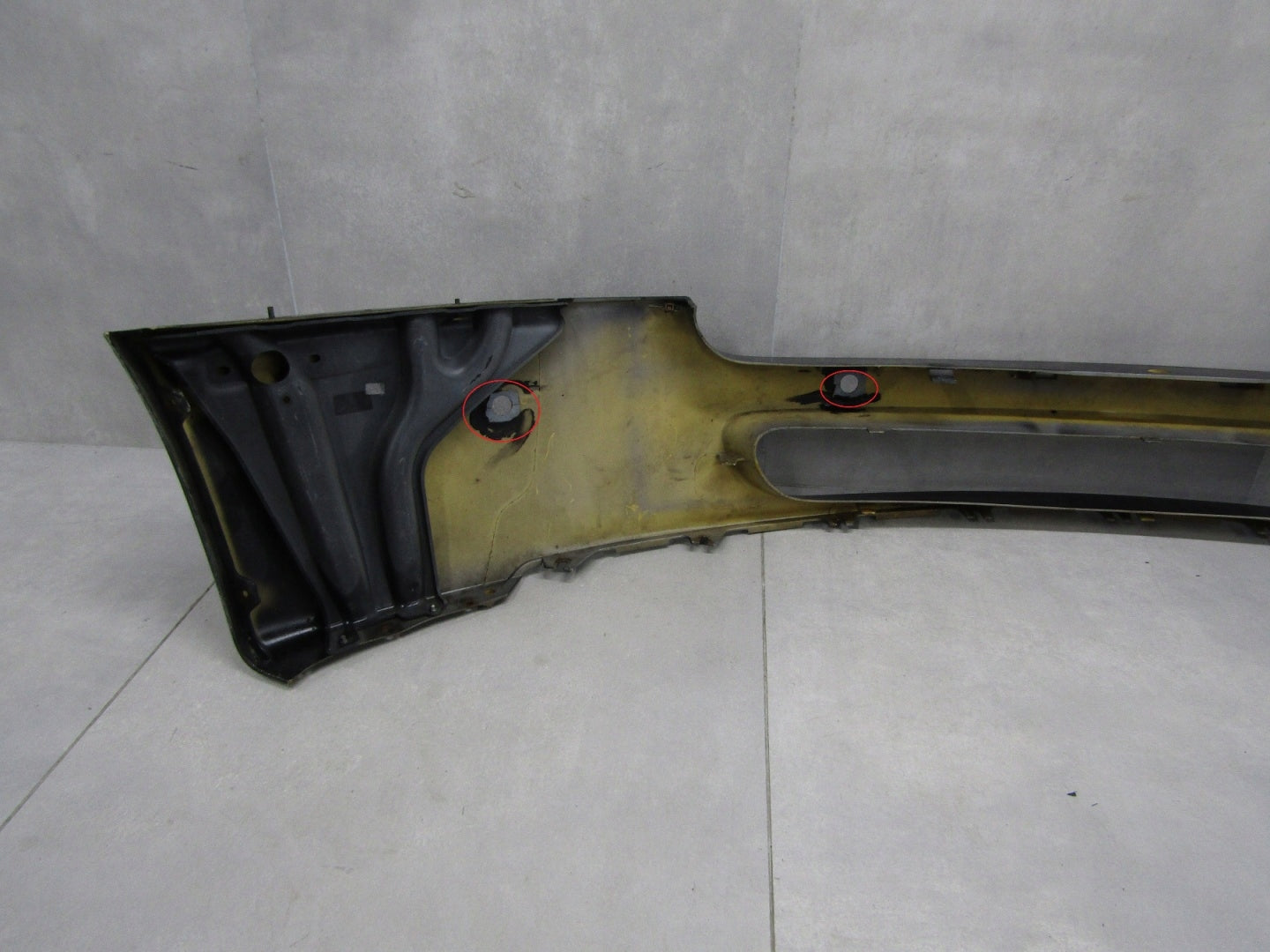 Aston Martin Vantage V8 05- Front Bumper