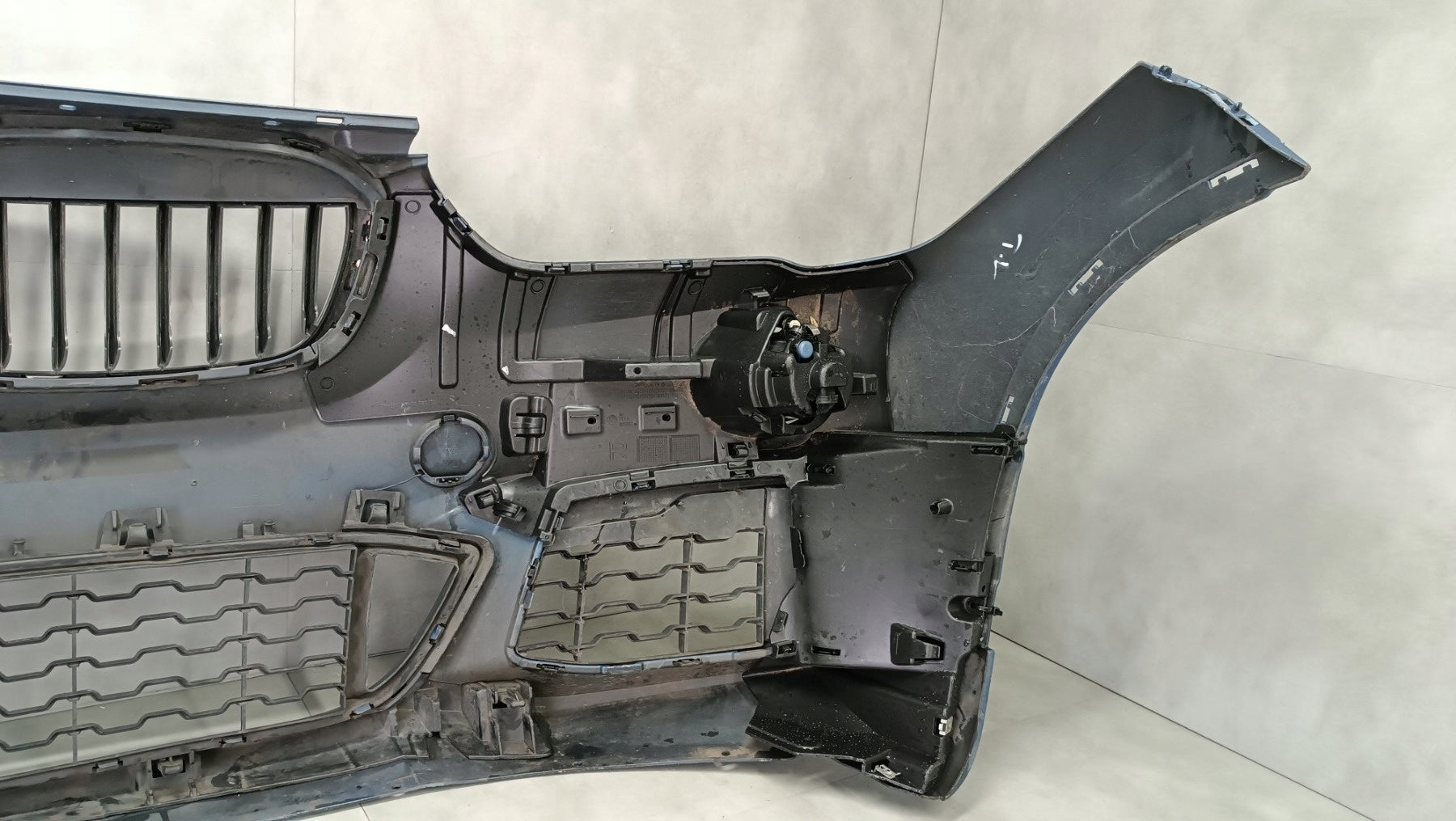 Front Bumper BMW X1 F48 M Sport Package 15-18 / + 2x Halogen