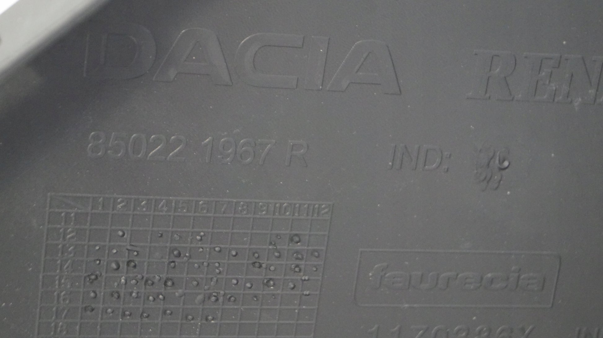 DACIA SANDERO II 2 12-17 FACTORY NEW REAR BUMPER OE ORIGINAL