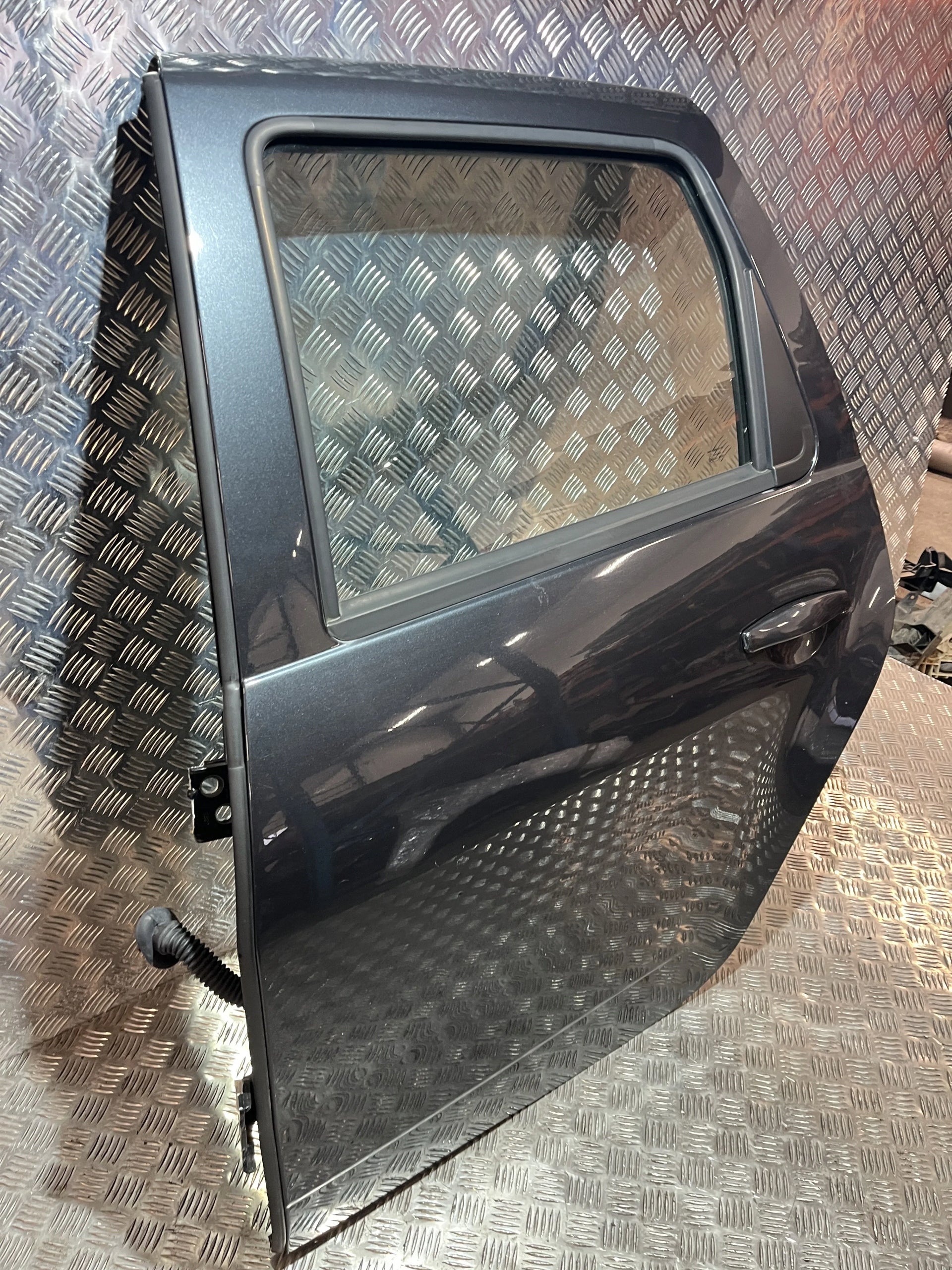 LEFT REAR DOOR DACIA DUSTER I LIFT 13- TEKNA