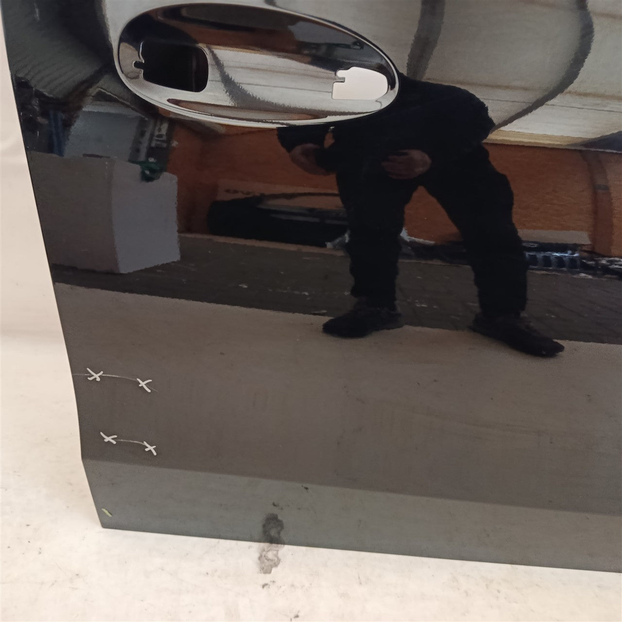 MERCEDES C 206 W206 A2067228000 RIGHT FRONT DOOR