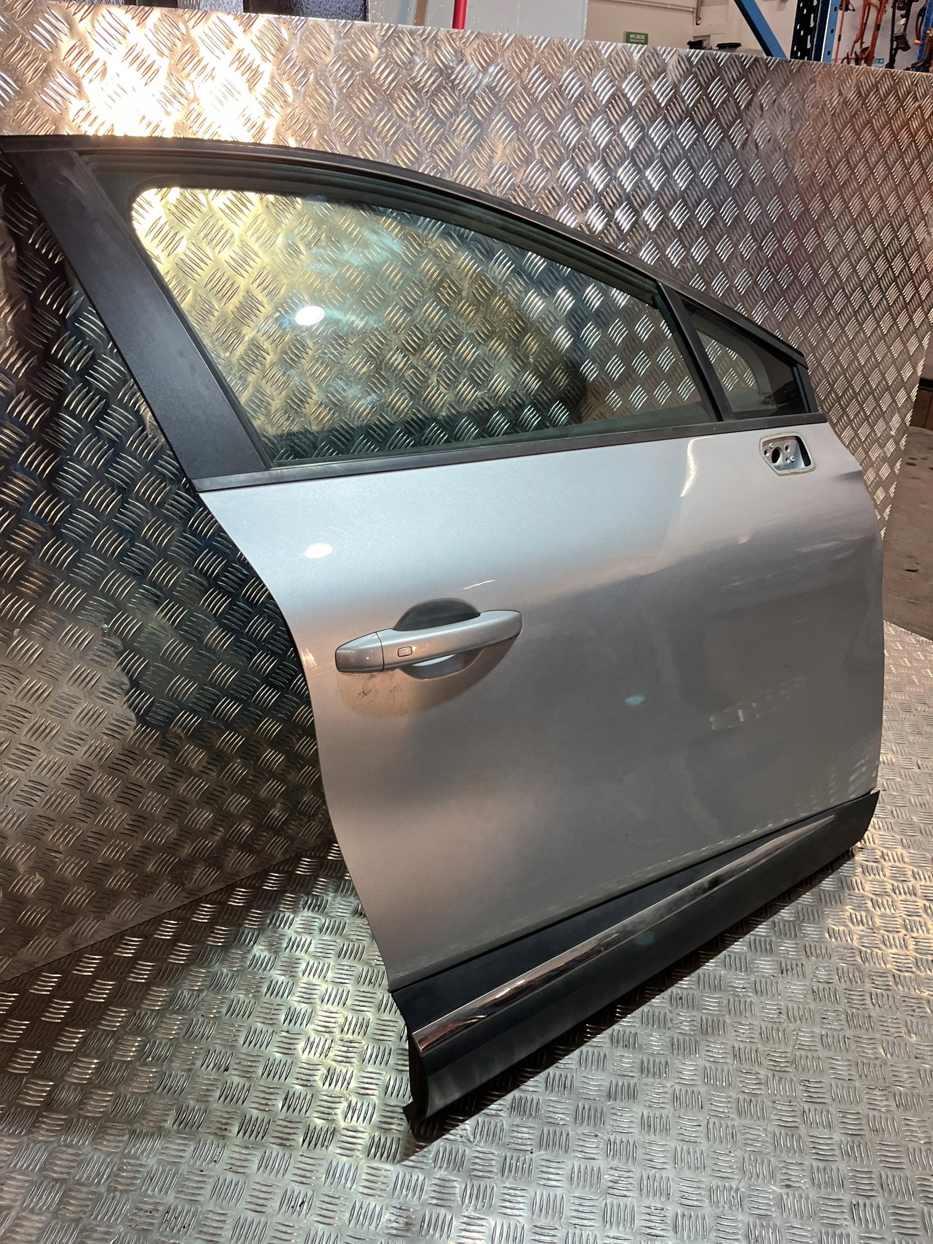 FRONT RIGHT DOOR RENAULT CAPTUR II 19- BIYPE