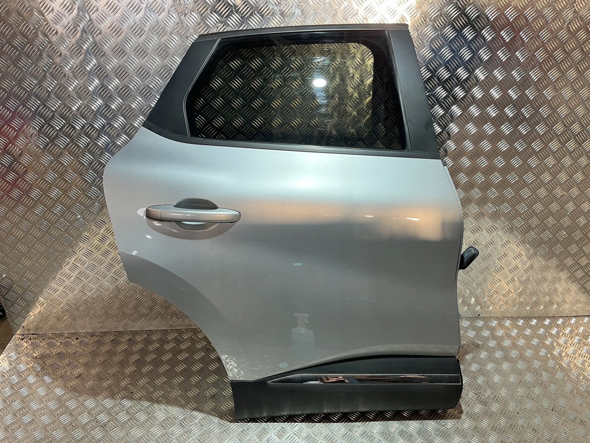 RIGHT REAR DOOR RENAULT CAPTUR II 19- BIYPE