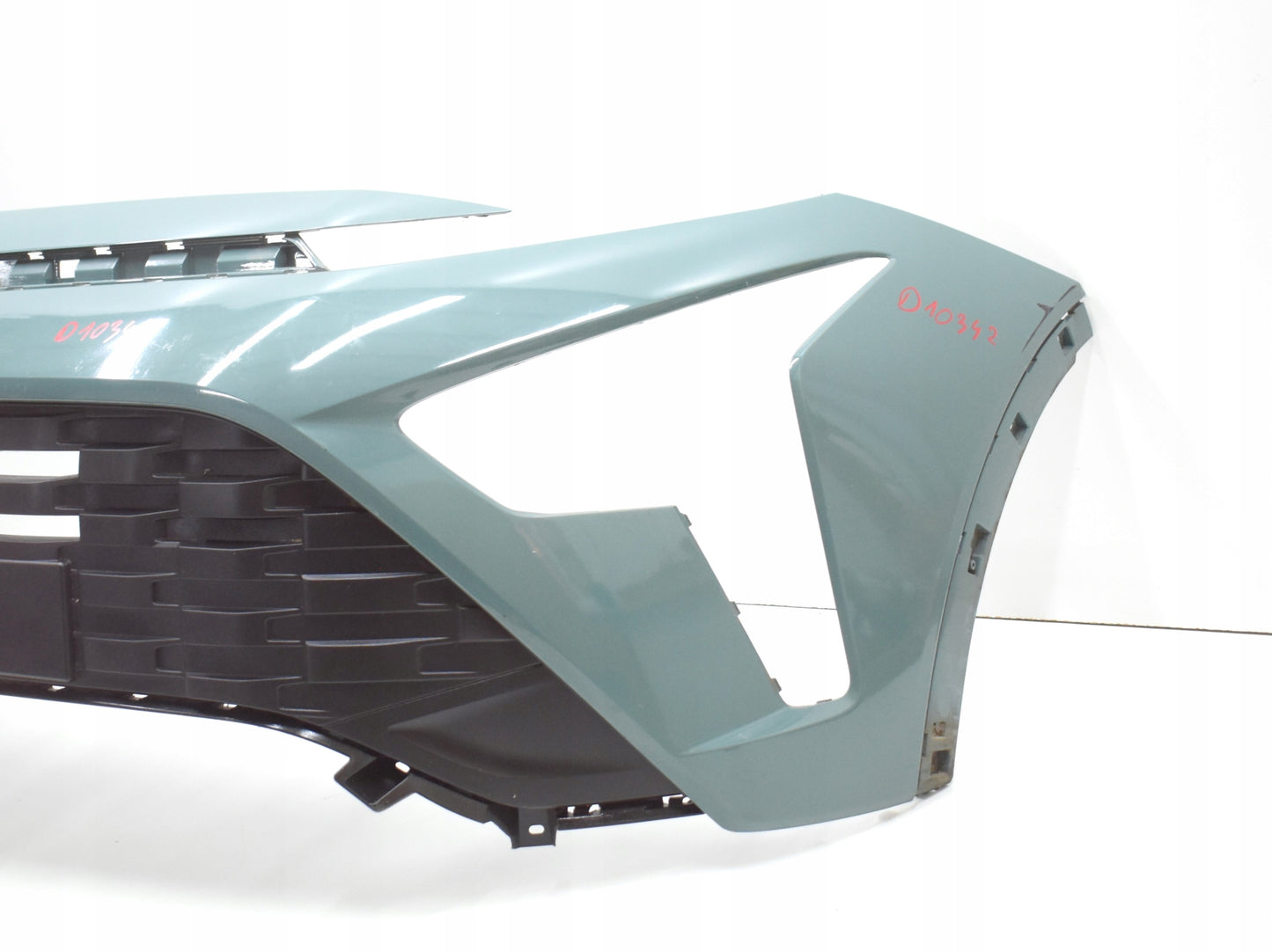 HYUNDAI BAYON Original Front Bumper + Grille