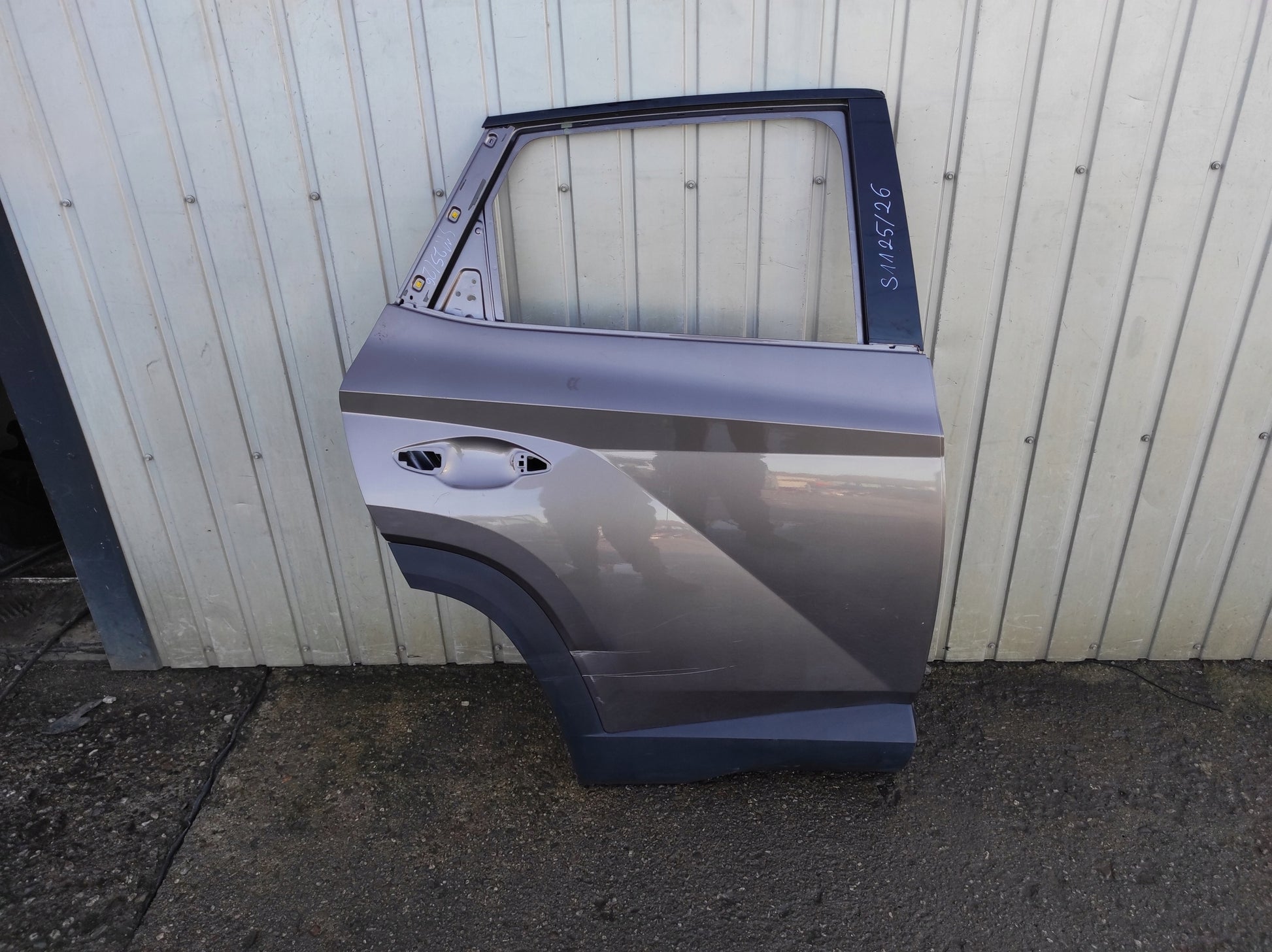 HYUNDAI TUCSON IV 2020- Right Rear Door