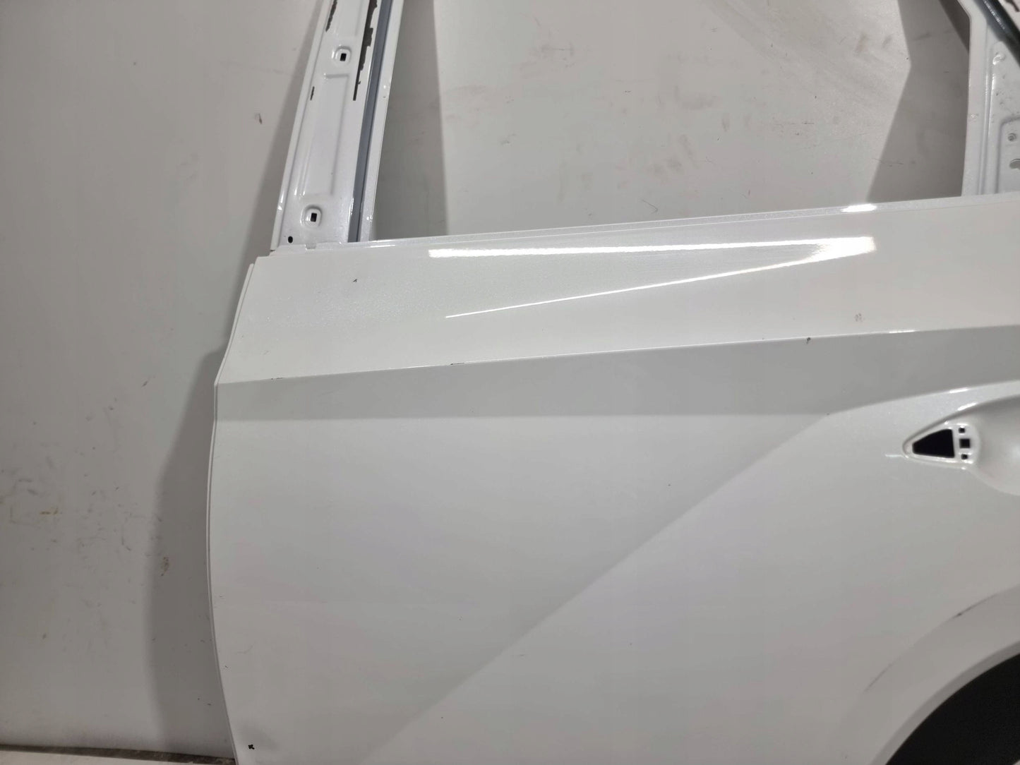 HYUNDAI TUCSON IV Left Rear Door (4-Door Model)