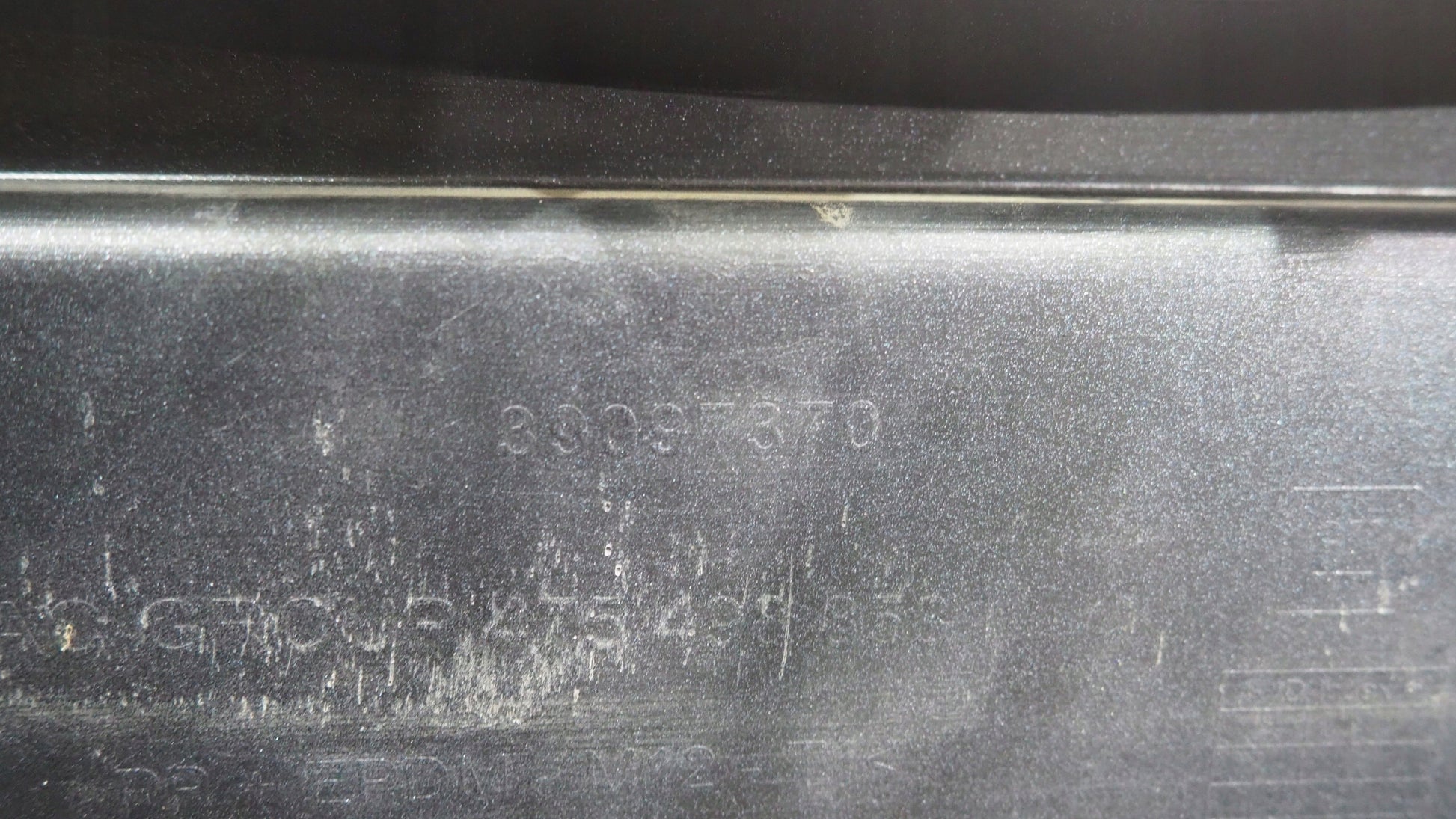 Opel Crossland X Front Bumper 39097370