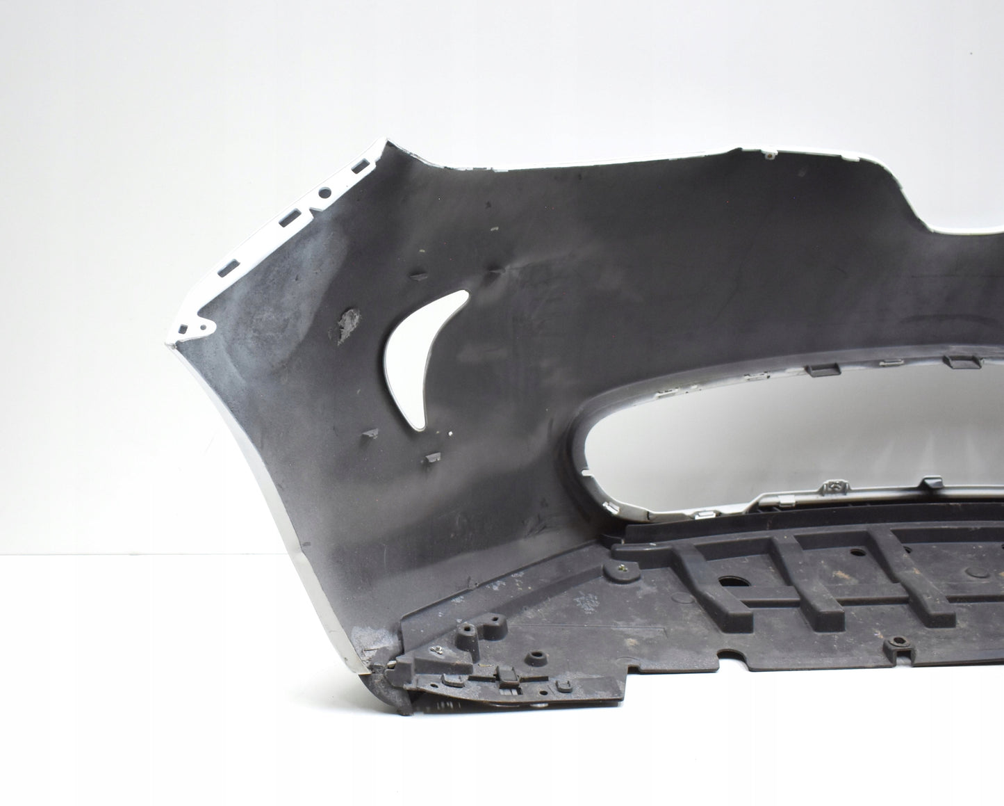 RENAULT ZOE Front Bumper + Lower Section