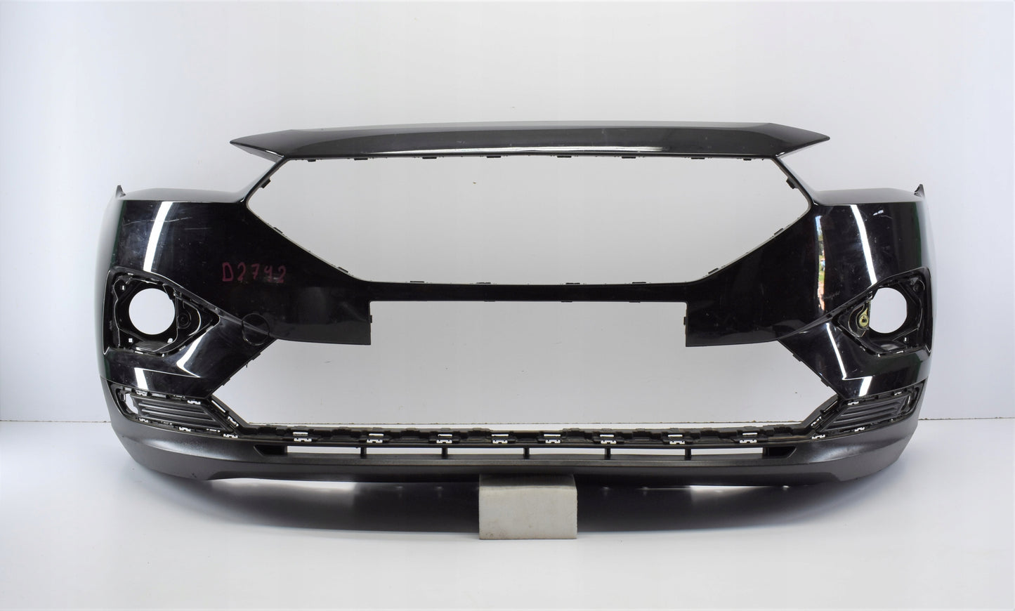 SEAT TARRACO 5JF Front Bumper - Excellent Original Condition