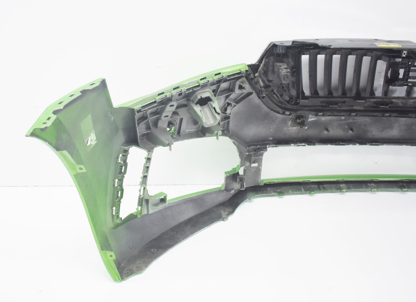 SKODA SCALA 657 OEM Front Bumper + Grille