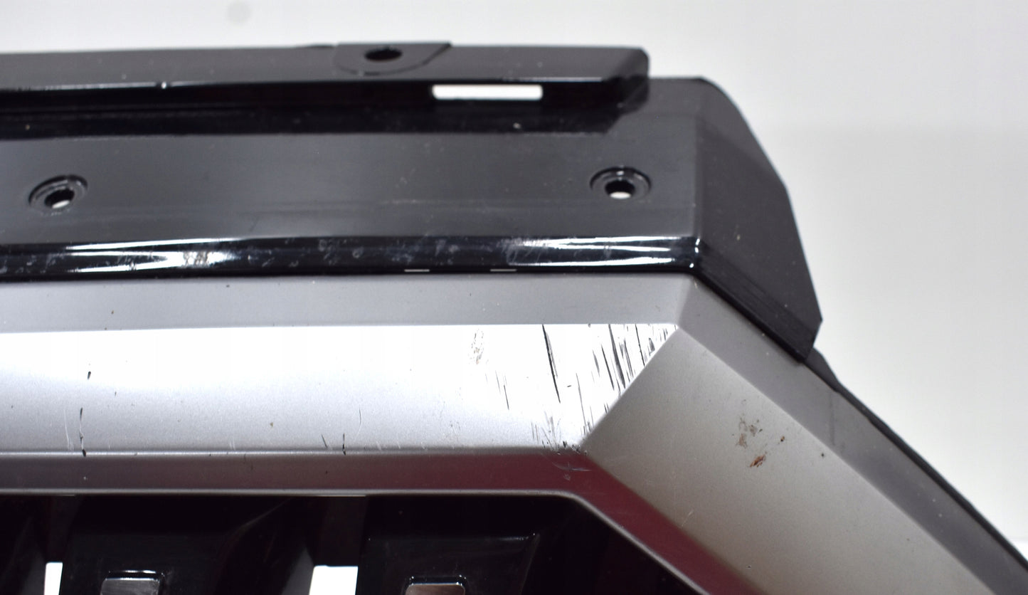 SKODA SUPERB IV 3P 3P3 FRONT BUMPER ORIGINAL + GRILL