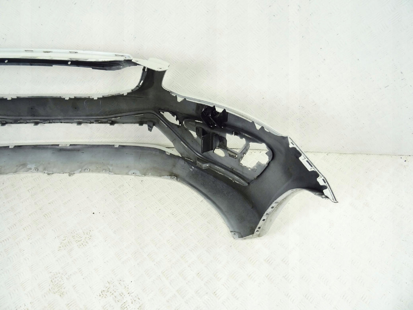 Volvo XC60 R-Design LIFT Front Bumper