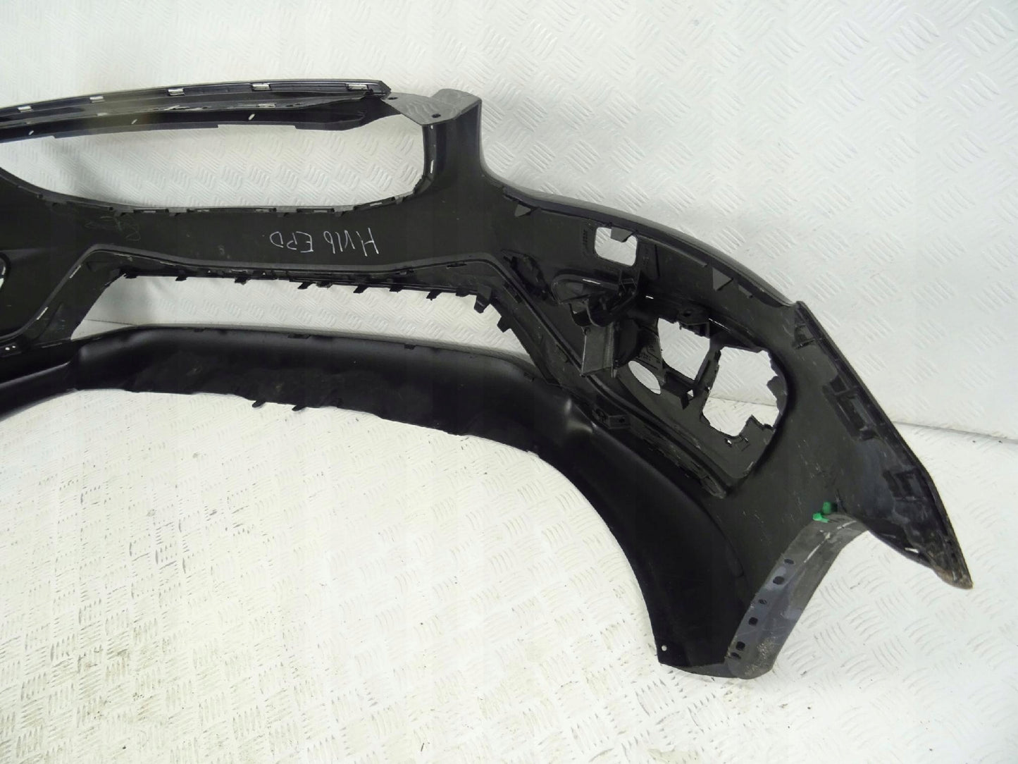 Volvo XC60 R-Design LIFT Front Bumper