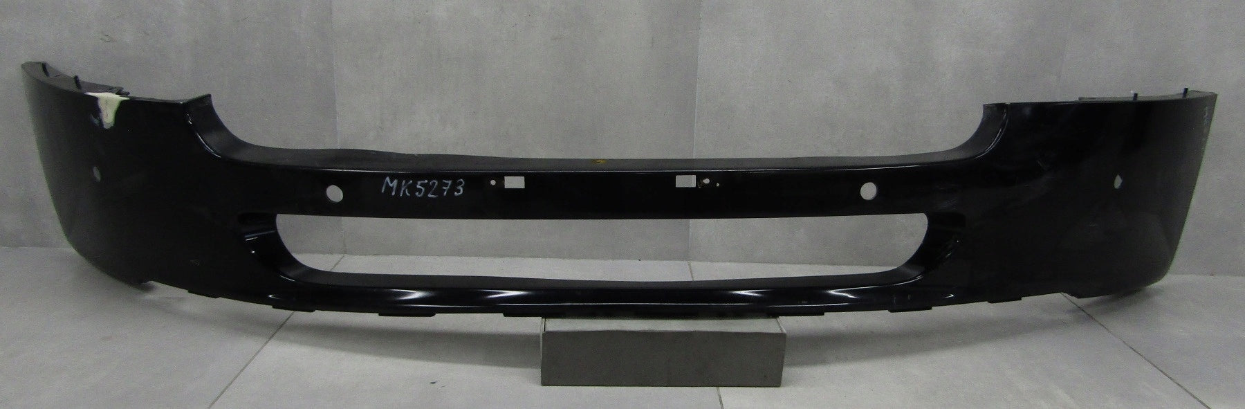 Aston Martin Vantage V8 05- Front Bumper