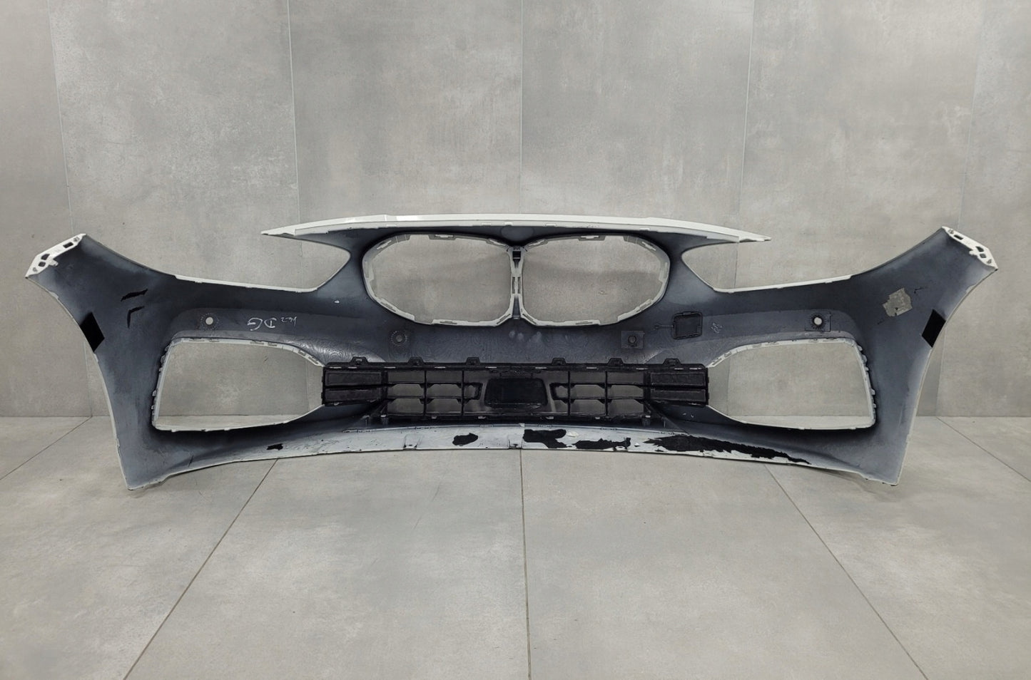 Front Bumper BMW 1 F40 Sport Line 2019-