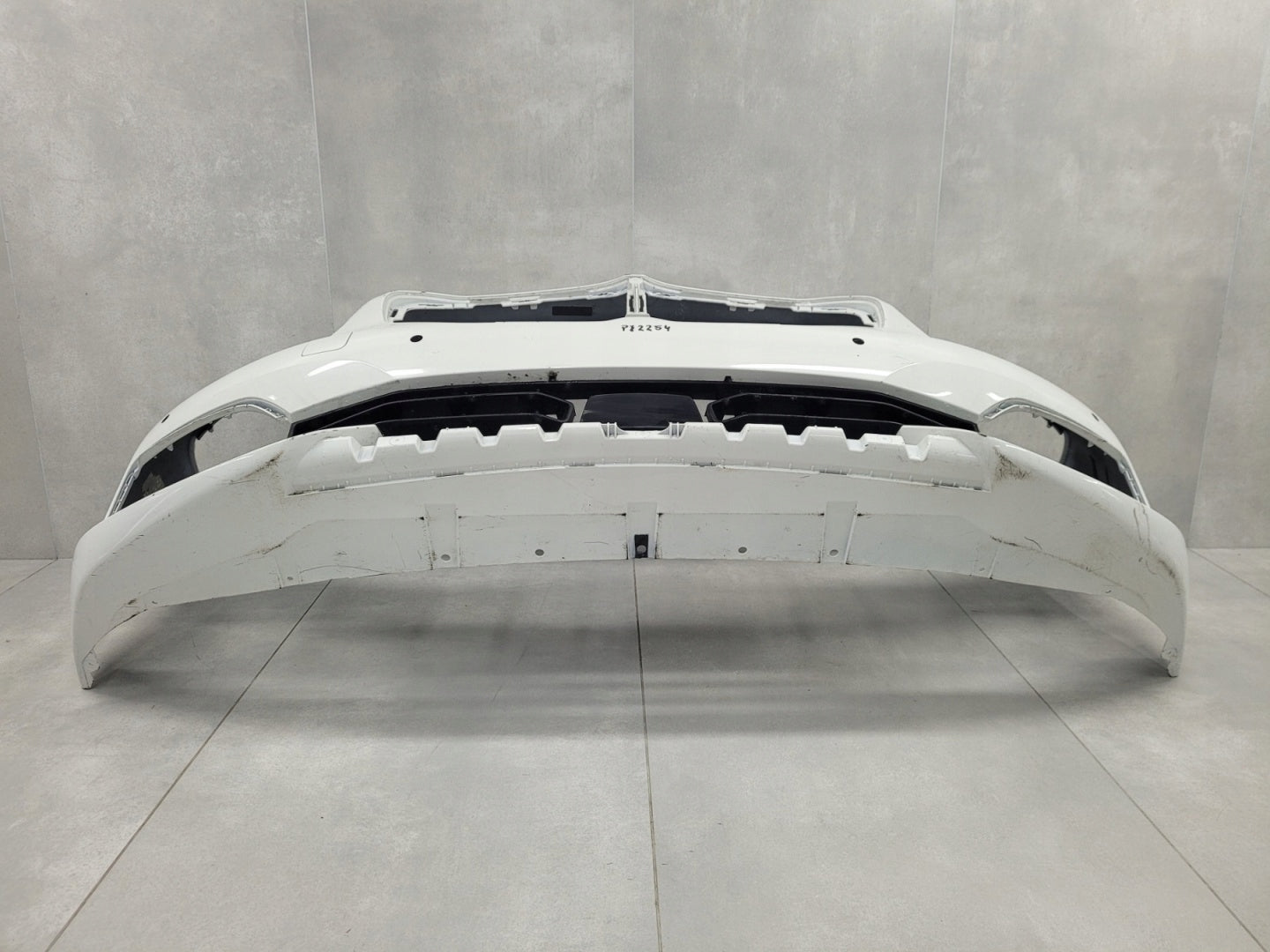 Front Bumper BMW 1 F40 Sport Line 2019-