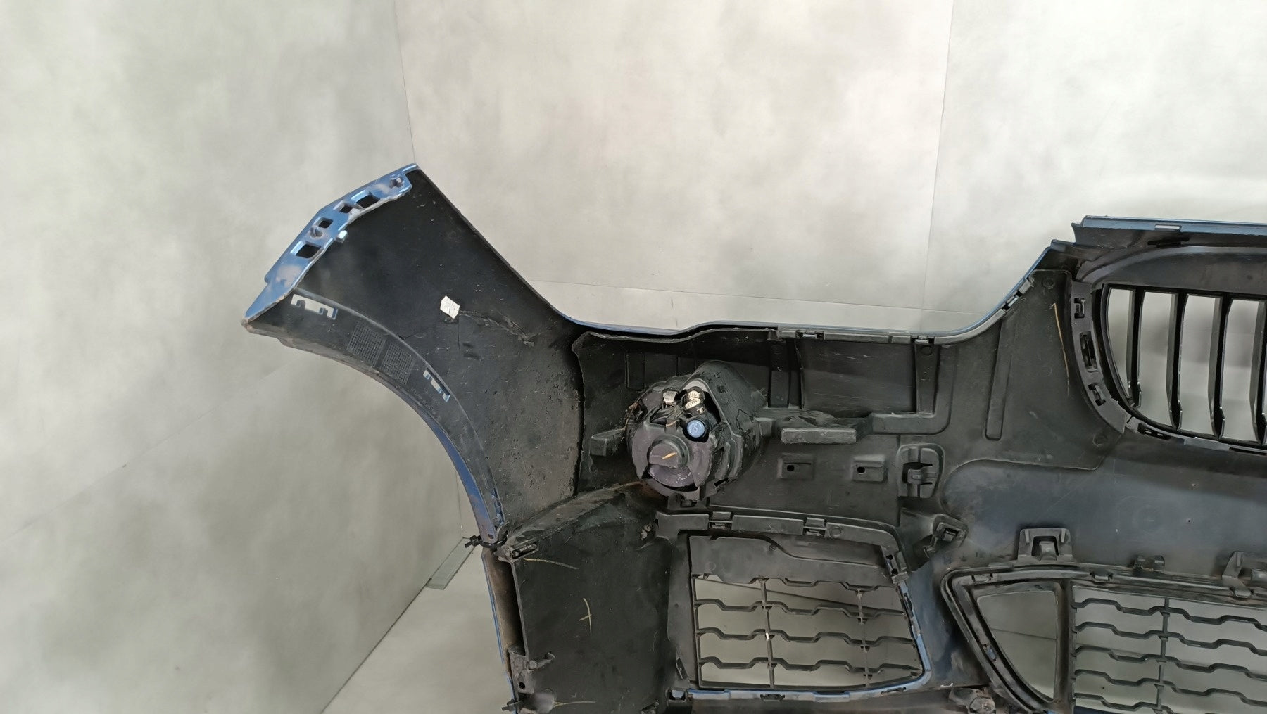 Front Bumper BMW X1 F48 M Sport Package 15-18 / + 2x Halogen