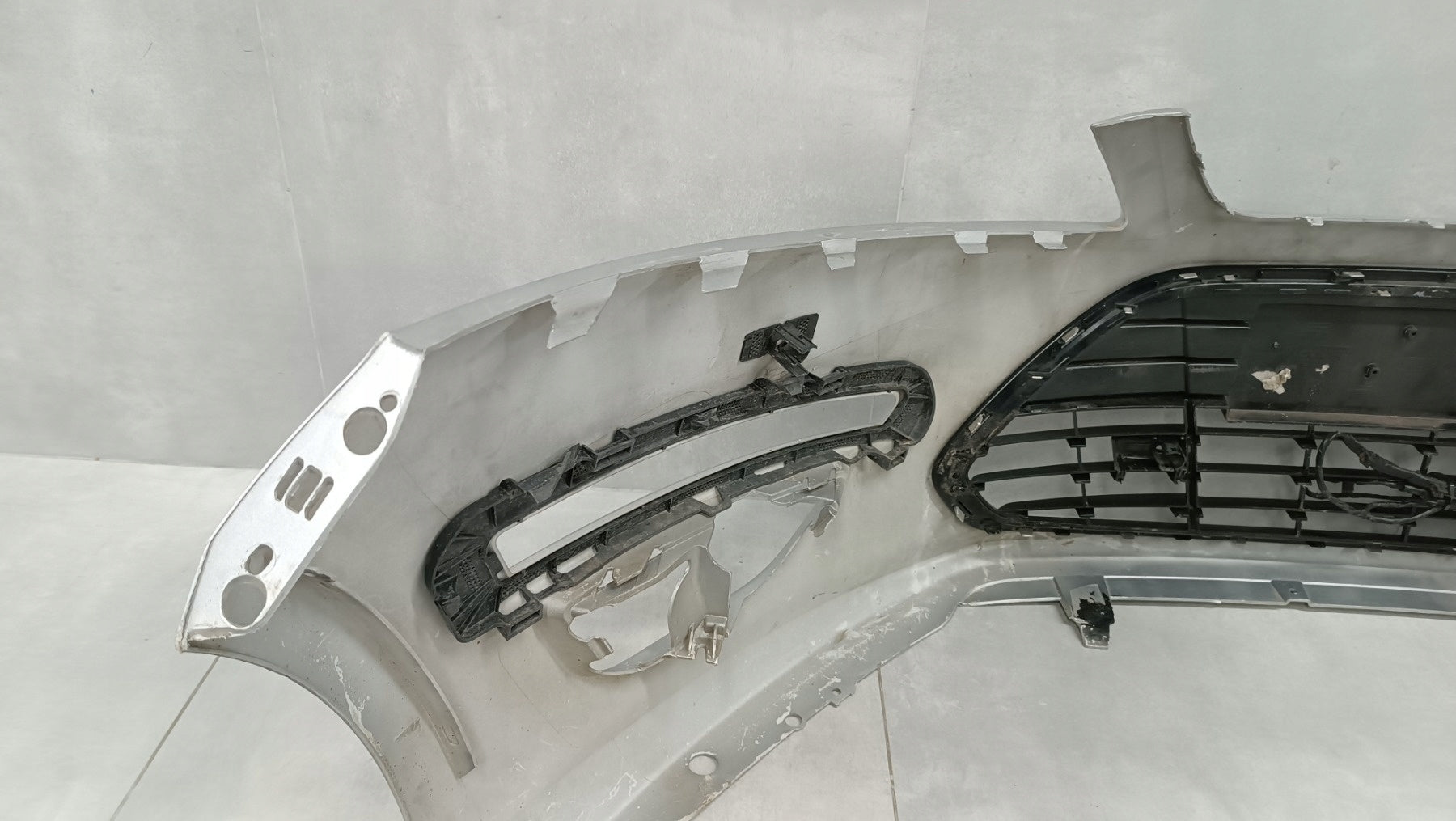 Ford Mondeo MK4 IV Lift 10-14 Front Bumper / + Wiring Harness