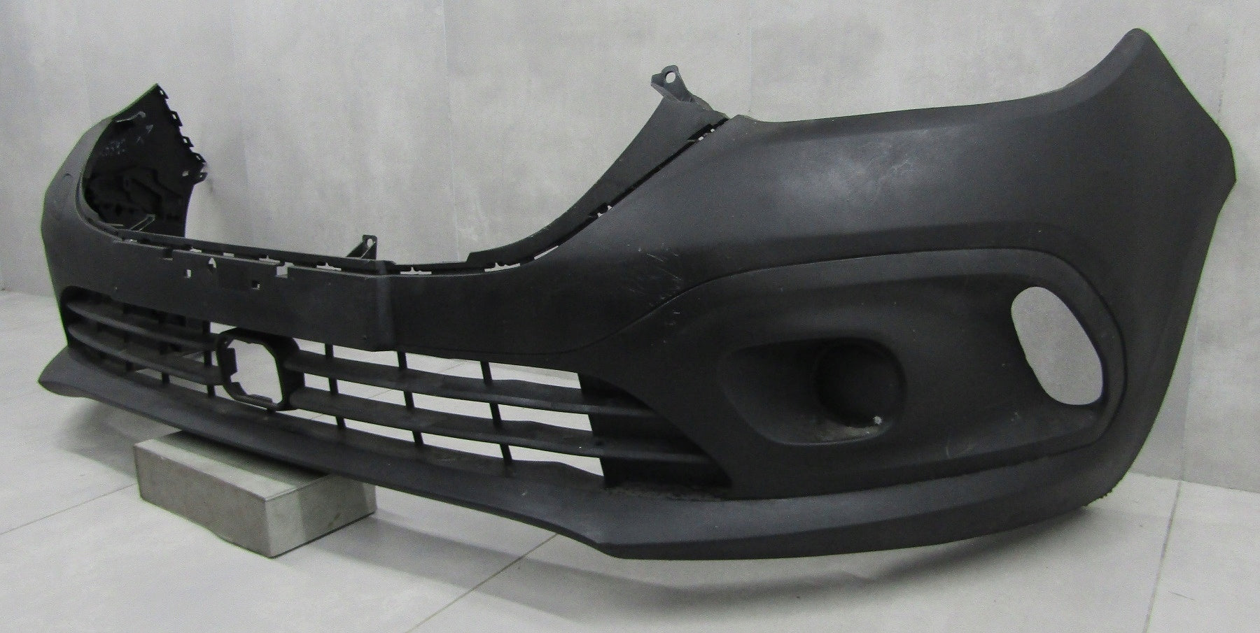 Front Bumper for MERCEDES CITAN II W420 420 20-