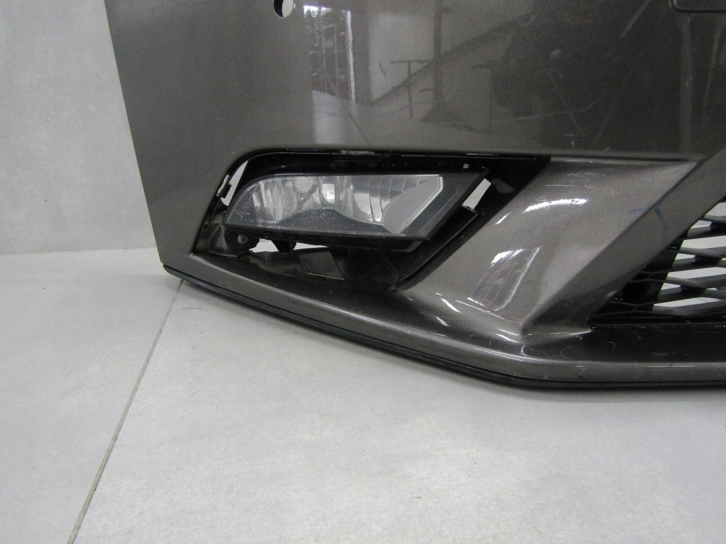 Front Bumper Seat Leon 3 III 5F0 12-16
