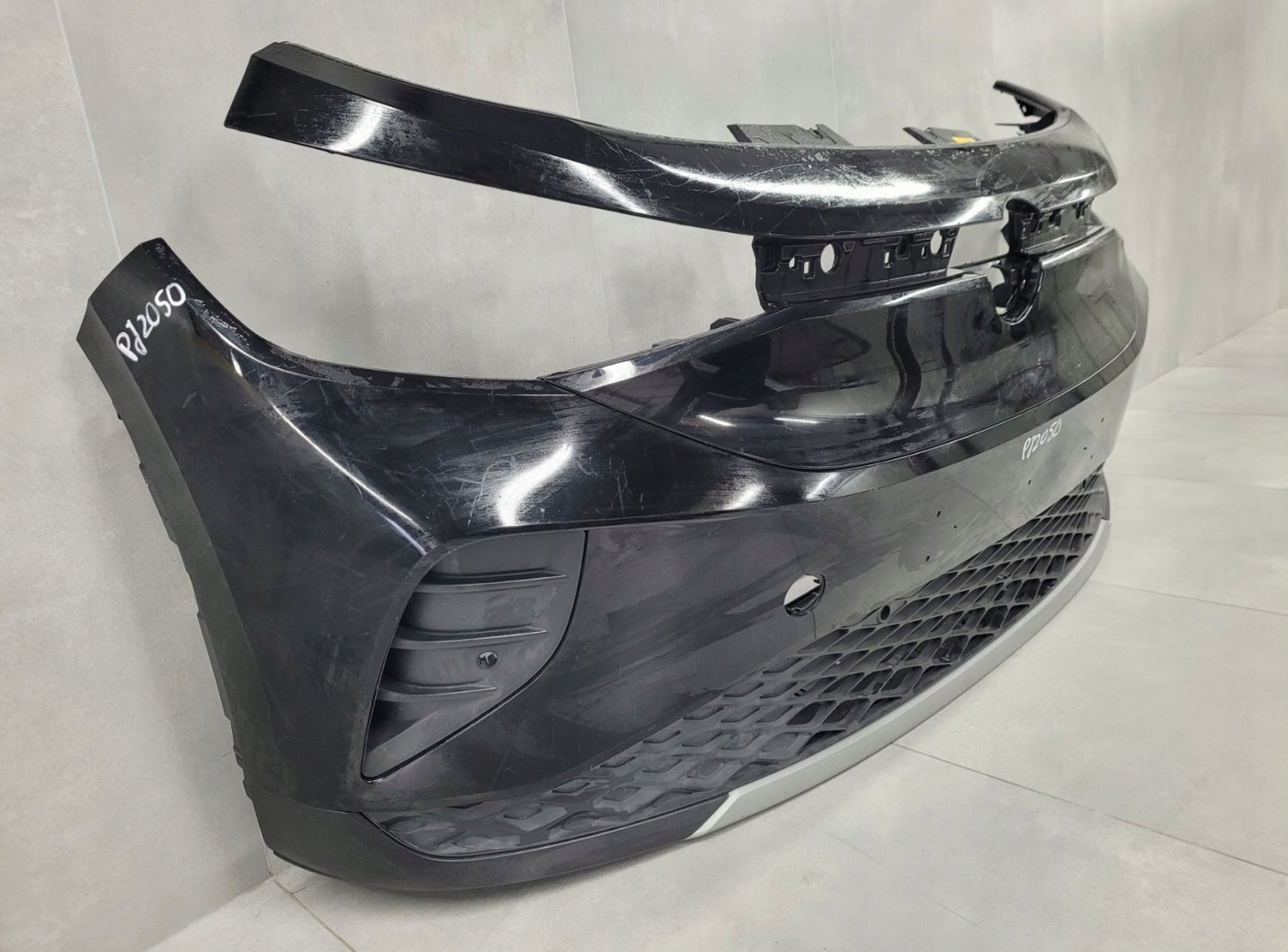Volkswagen Vw ID 4 ID.4 ID4 Front Bumper 11A 2020-