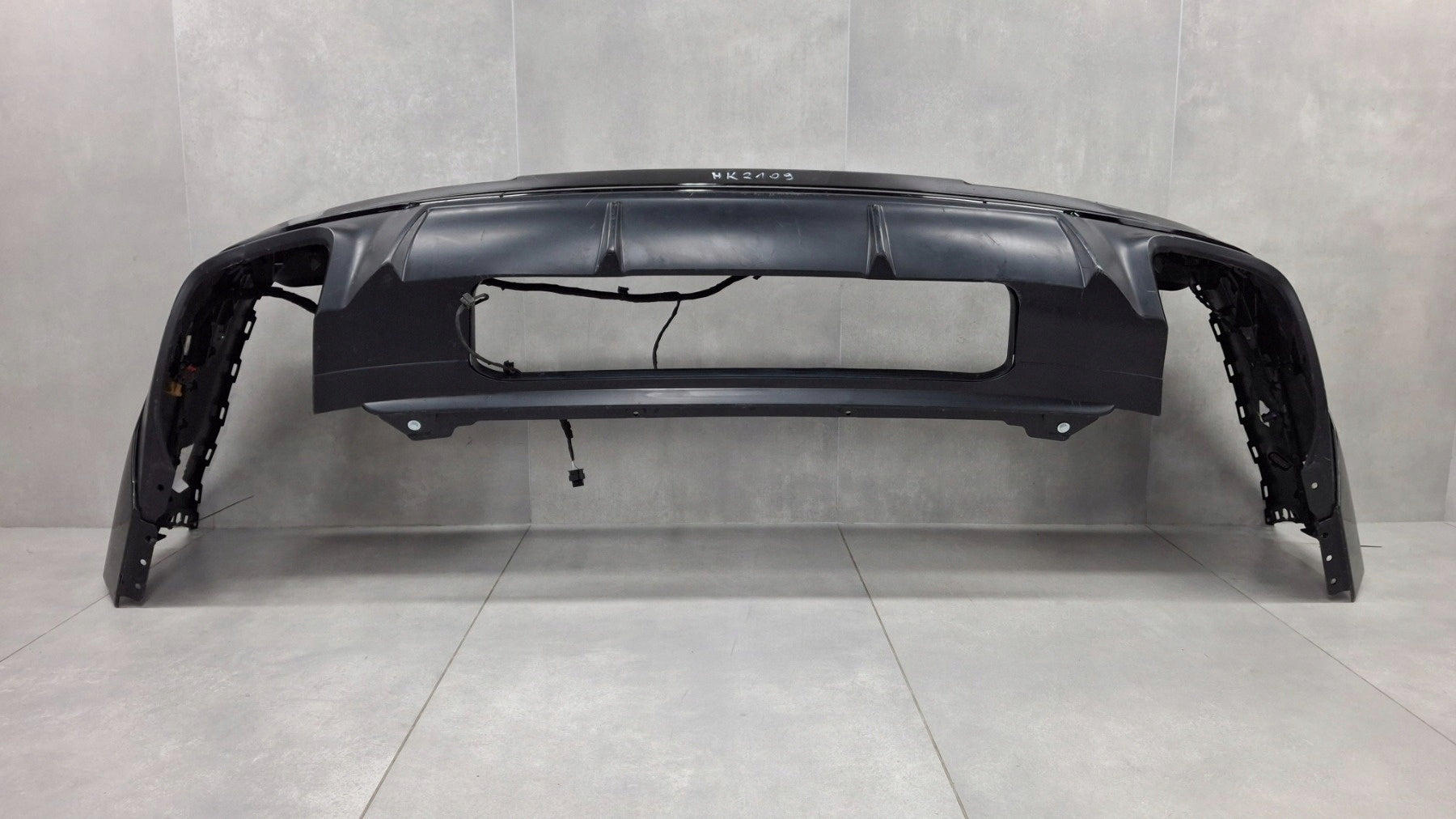 Rear bumper Audi SQ7 second facelift 4M 24- / + 6 PDC + wiring harness