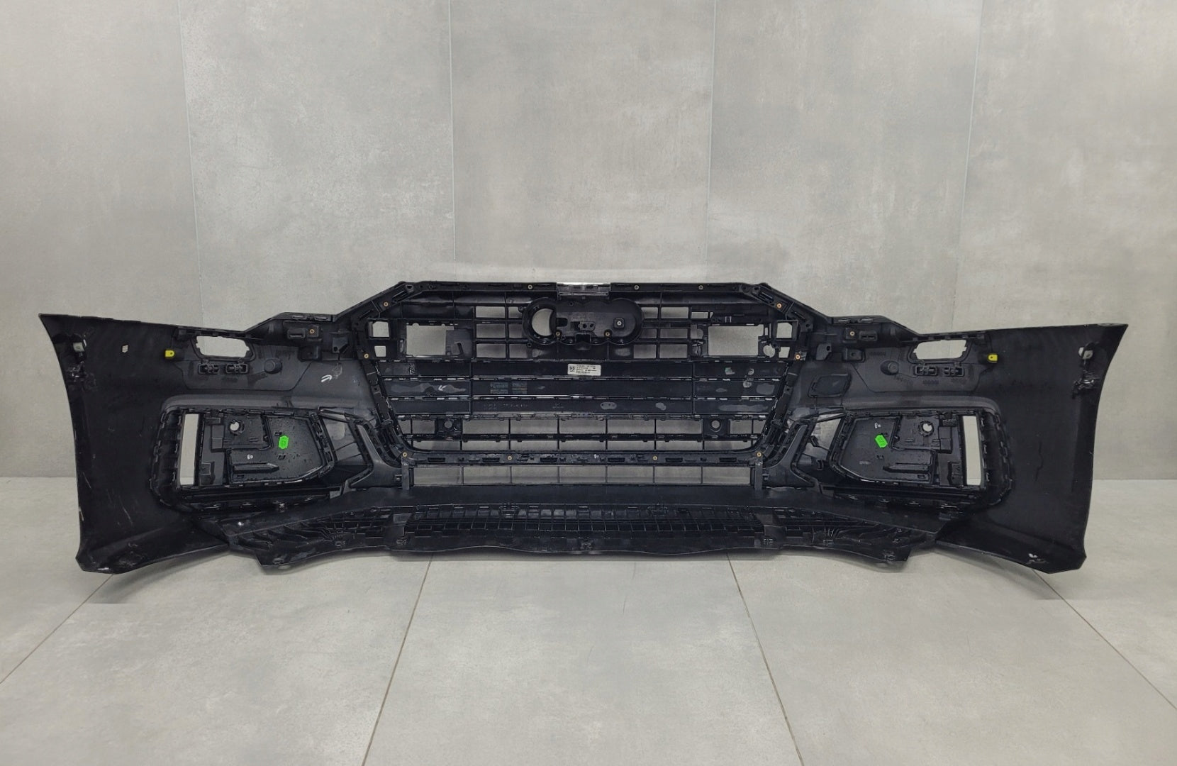 Front Bumper Audi A6 C8 4K0 S-Line 18- Audi