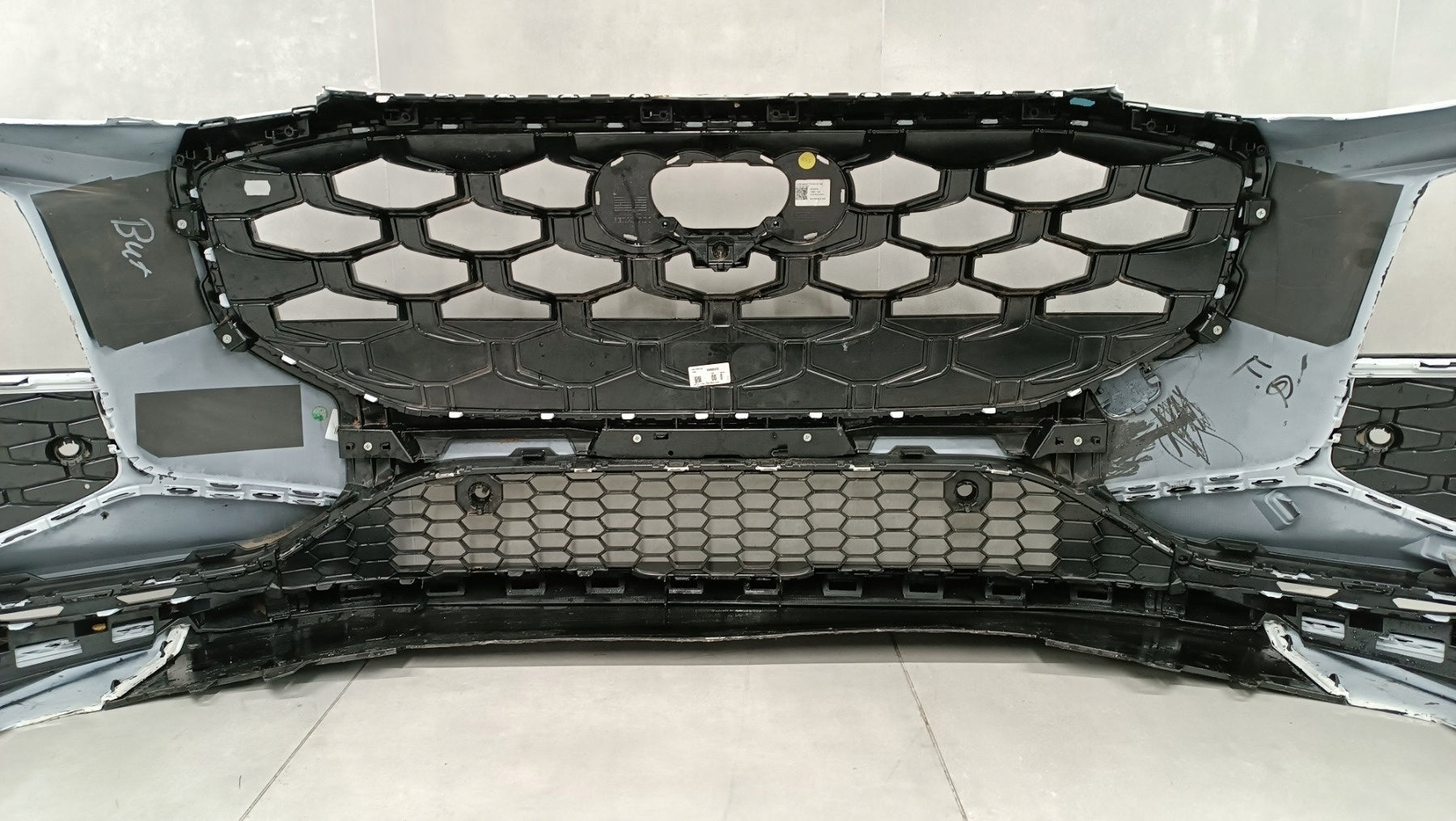 Front bumper Audi Q3 83H S-line 25-