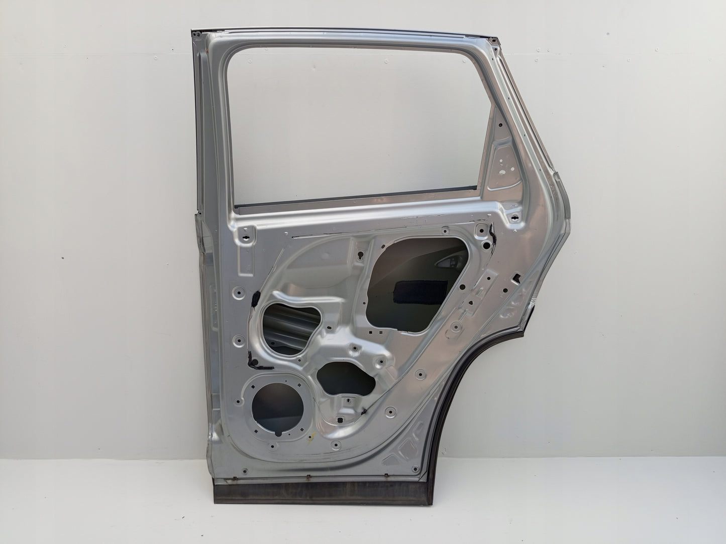 HYUNDAI TUCSON IV 4 2020- REAR RIGHT DOOR (PASSENGER SIDE)