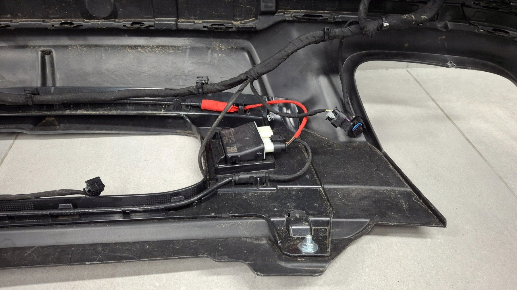 Rear bumper Audi SQ7 second facelift 4M 24- / + 6 PDC + wiring harness