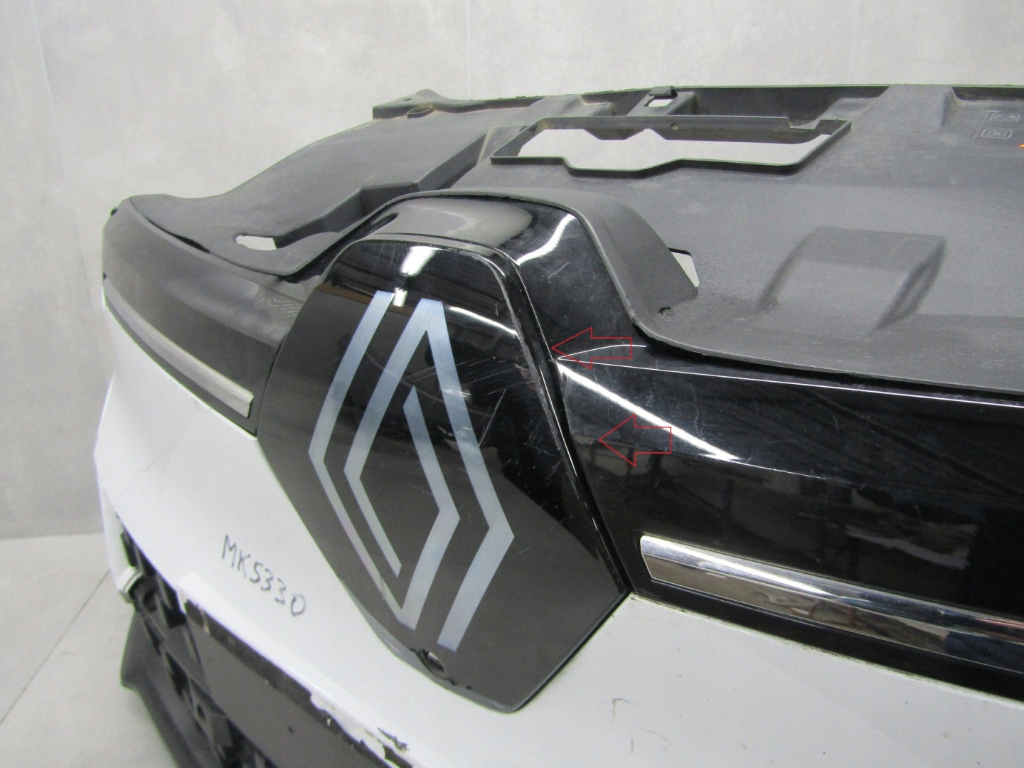 Front Bumper RENAULT MEGANE V 5 E-TECH 22-