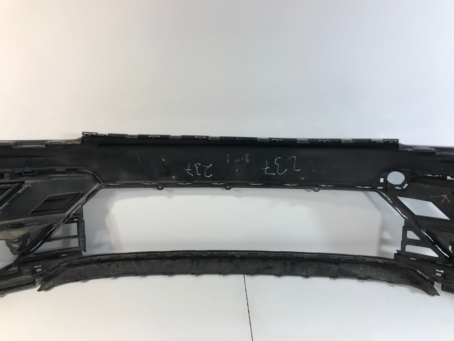 Volkswagen Tiguan 2016- Front Bumper 5NA807221B