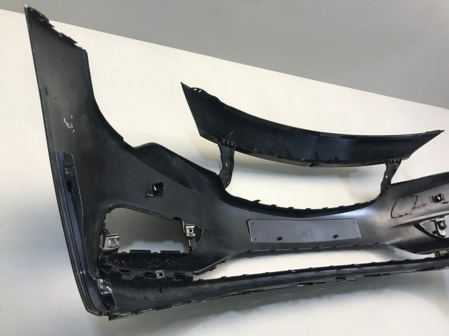 Opel / Vauxhall Astra K 2015- Front Bumper Used Genuine OEM: 39052730  /  39017250  /  2167857